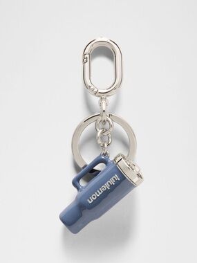 Lululemon tumbler key ring
New with tags sold out in stores